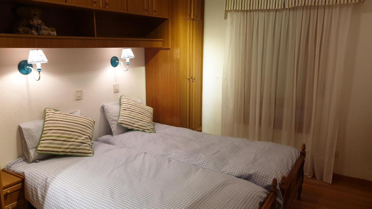 Villa Adosado Con Piscina Y Jardin En Laredo A 100 Mtrs De La Playa Exterior foto